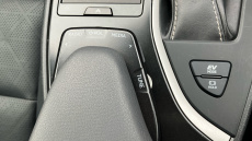 Lexus UX 250h E4 2.0 5dr CVT [Premium Plus/Sunroof] Hybrid Hatchback